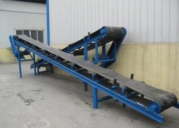 皮帶輸送機(jī)